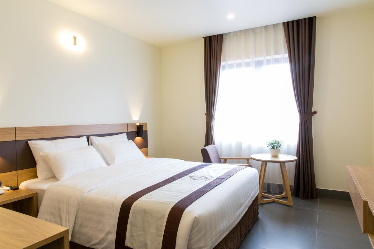Punt Hotel Hai Phong Exterior foto